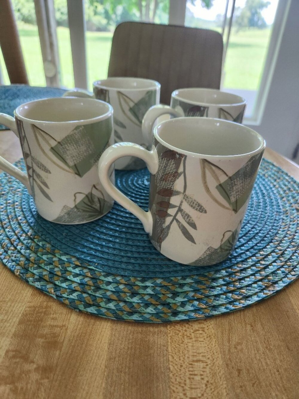 4 Corelle Textured Leaves Stoneware Coffee Mugs Green Leaves Geometric Shapes